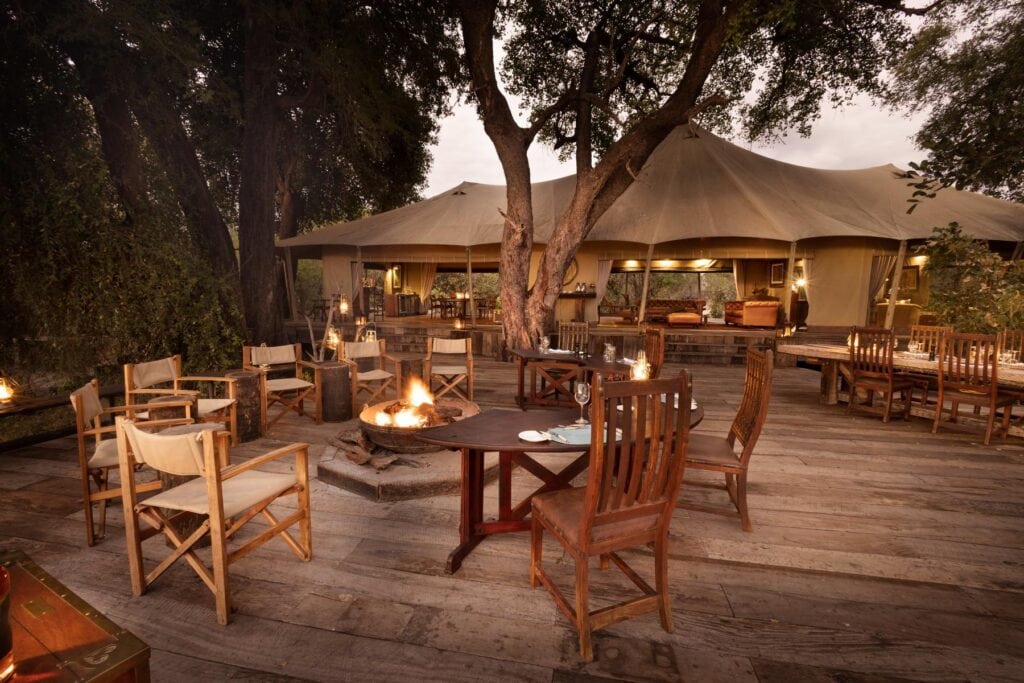 Fire pit at Zarafa Camp | Photo credits: Zarafa Camp