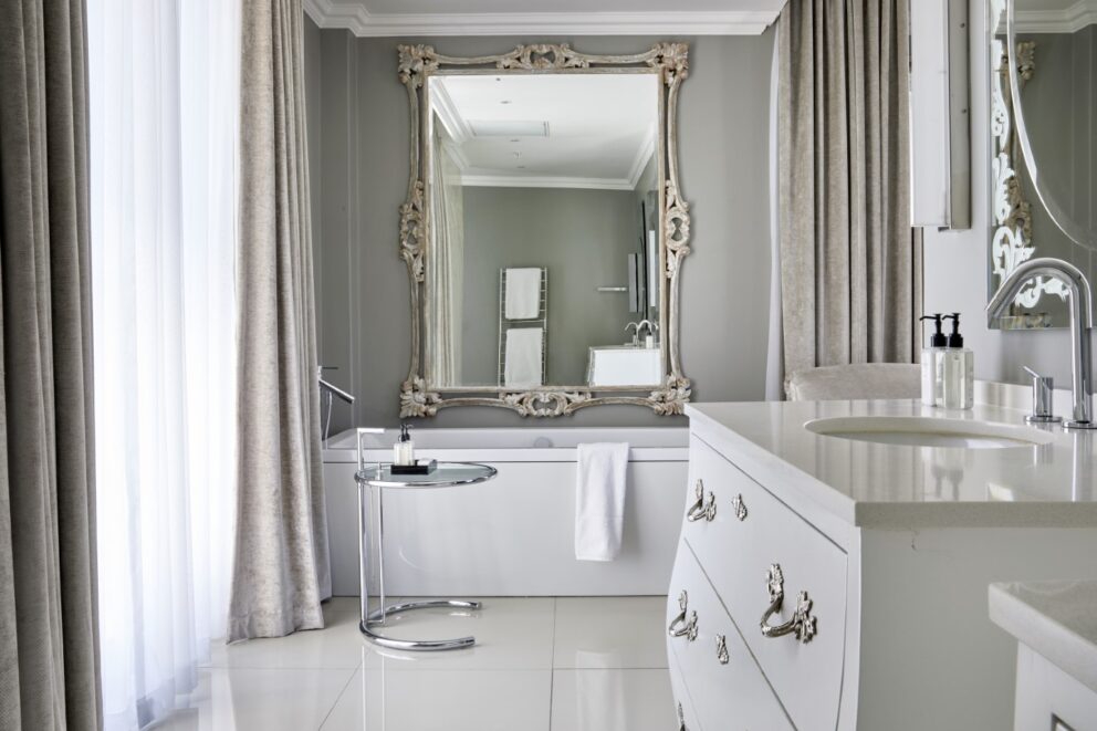 Bathroom | Photo credit: Queen Victoria Hotel