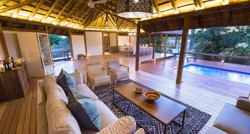 kwando splash camp okavango delta accommodation botswana safari lounge