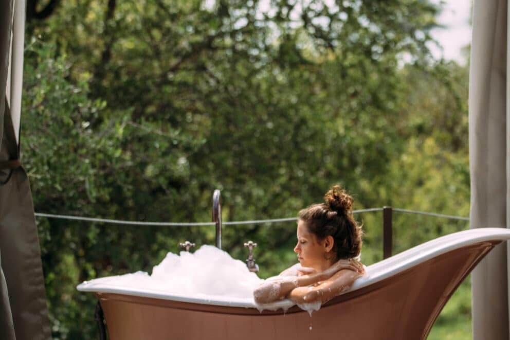 Old Drift Lodge Outside Bath