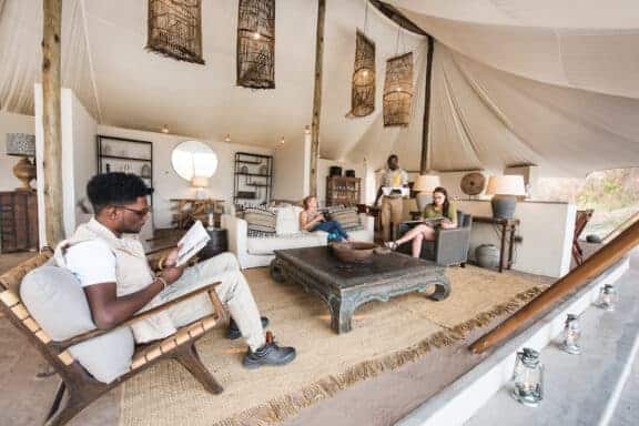 Chisa Busanga The nest