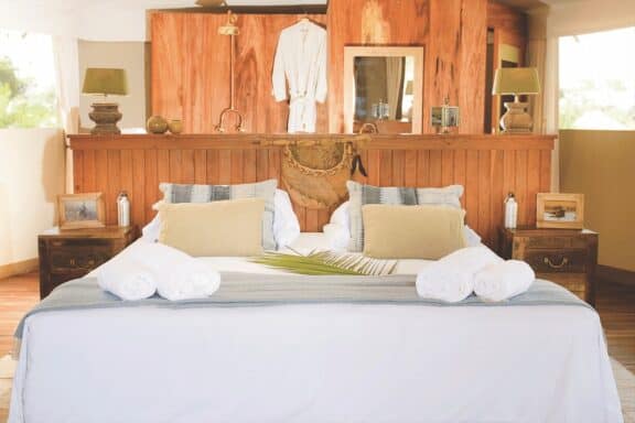 Ila Safari Lodge bedroom