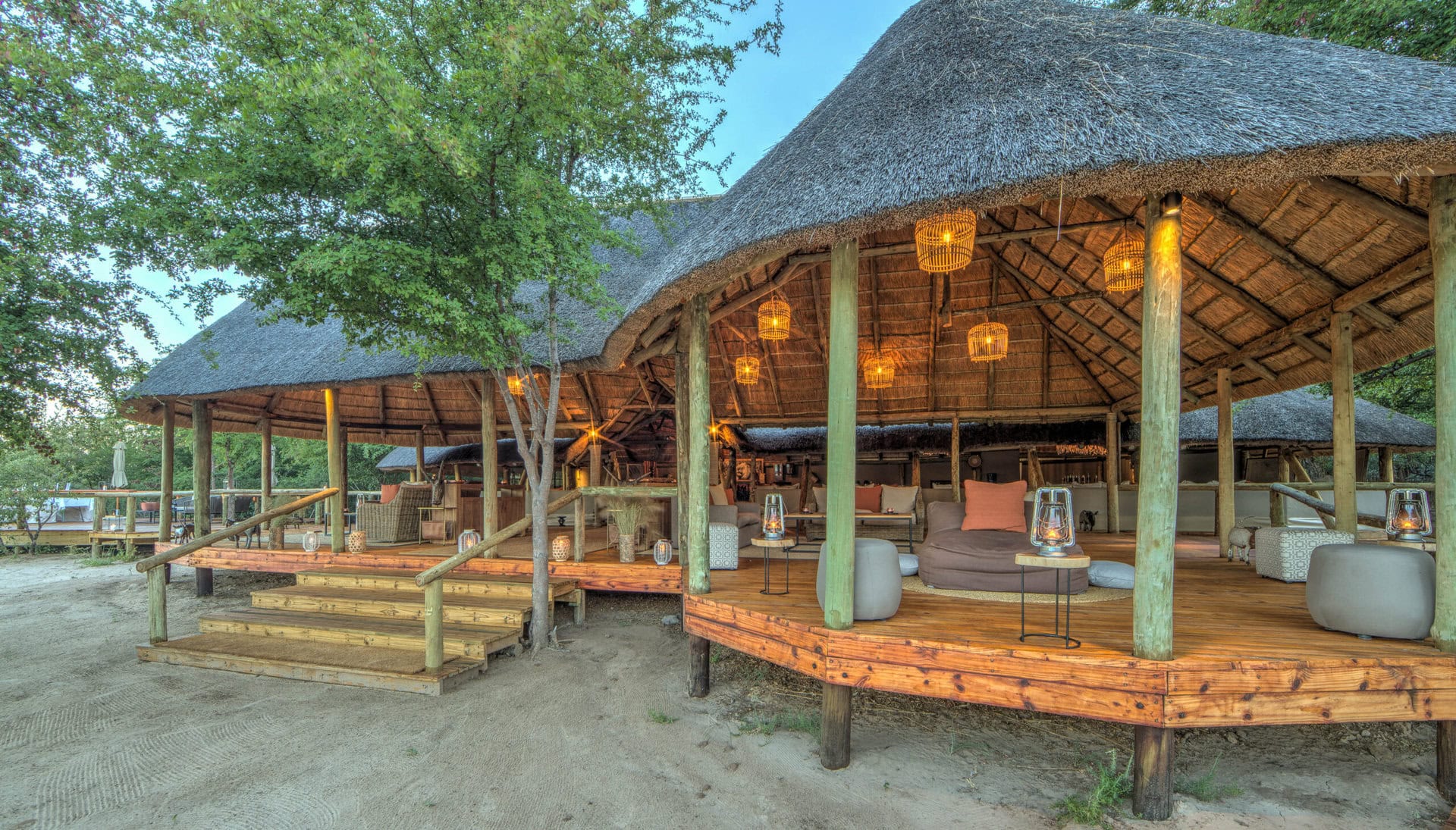 The exterior of Dinaka in the Kalahari. It can be booked for your Kalahari safari.