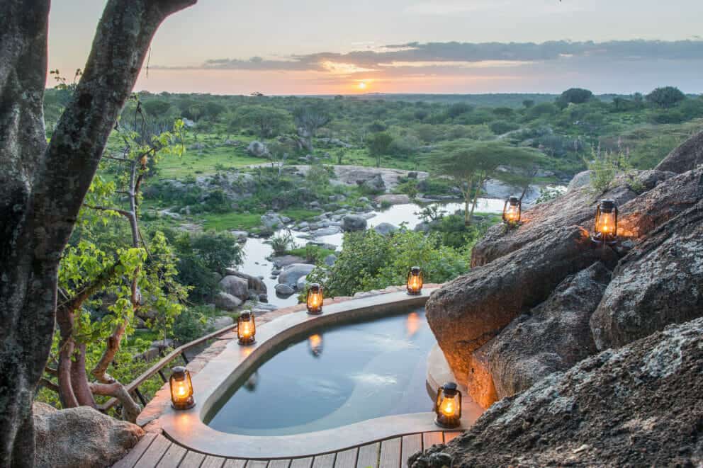 Plunge pool at luxury lodge, Tanzania | Photo credits: Mwiba Lodge
