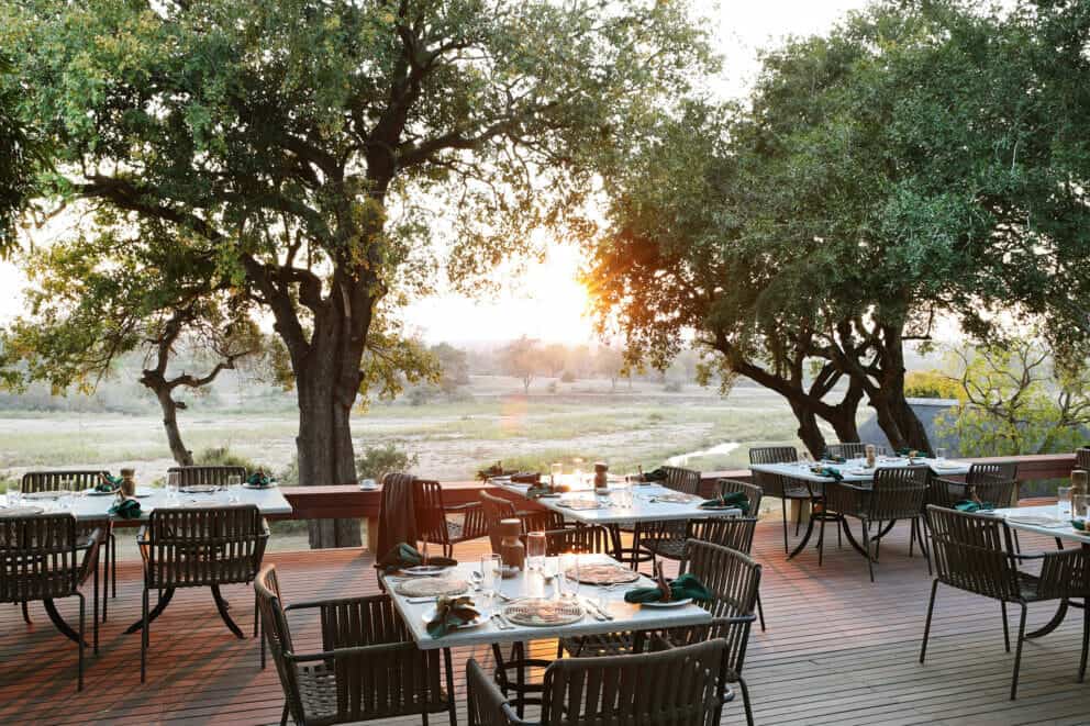 Luxury lodge deck | Photo credits: Mala Mala Camp