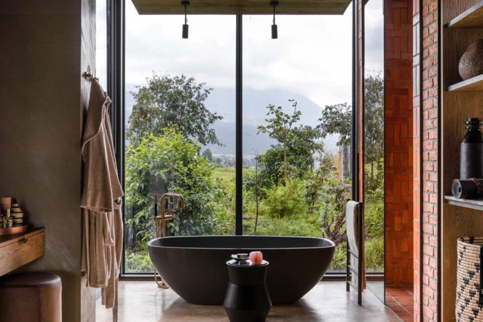 Bathroom - Photo Credits - Singita Kwitonda Lodge