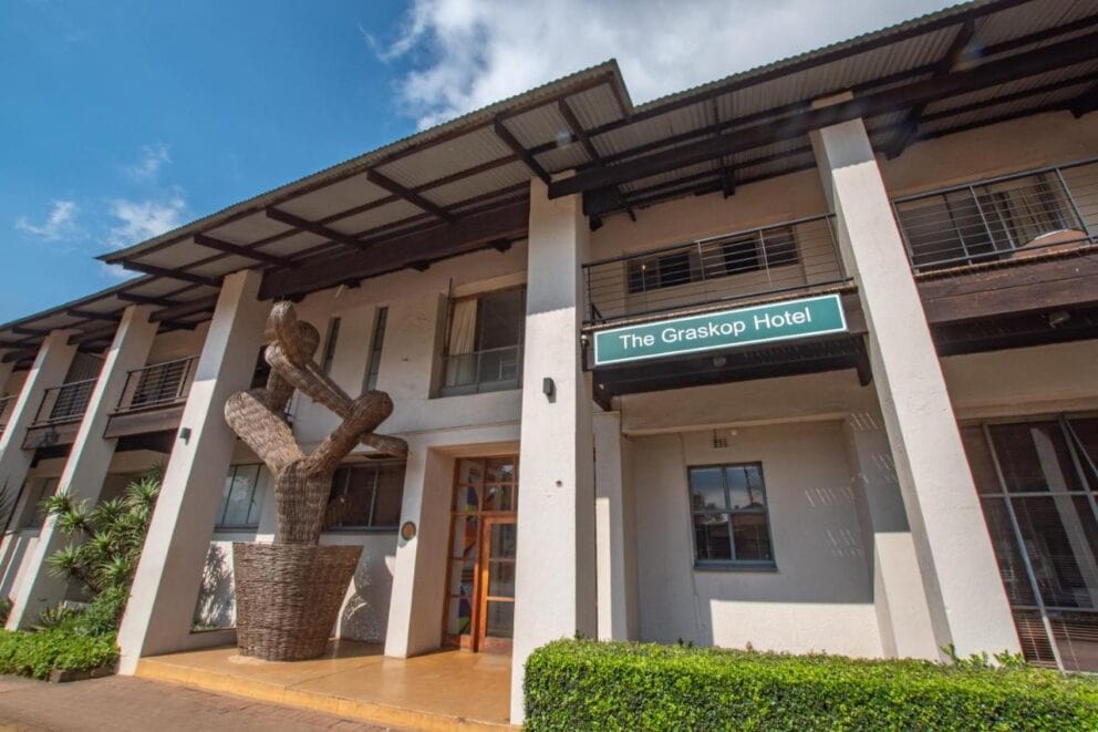 Front view 2 | Photo credit: Graskop Hotel