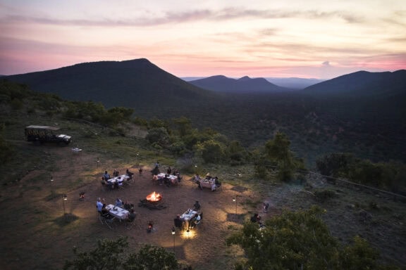 Outside Dining areas during sunset | Photo credit: Letamo