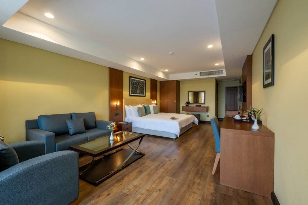 Deluxe room | Photo credit: Mantis Kivu Marina Bay Hotel