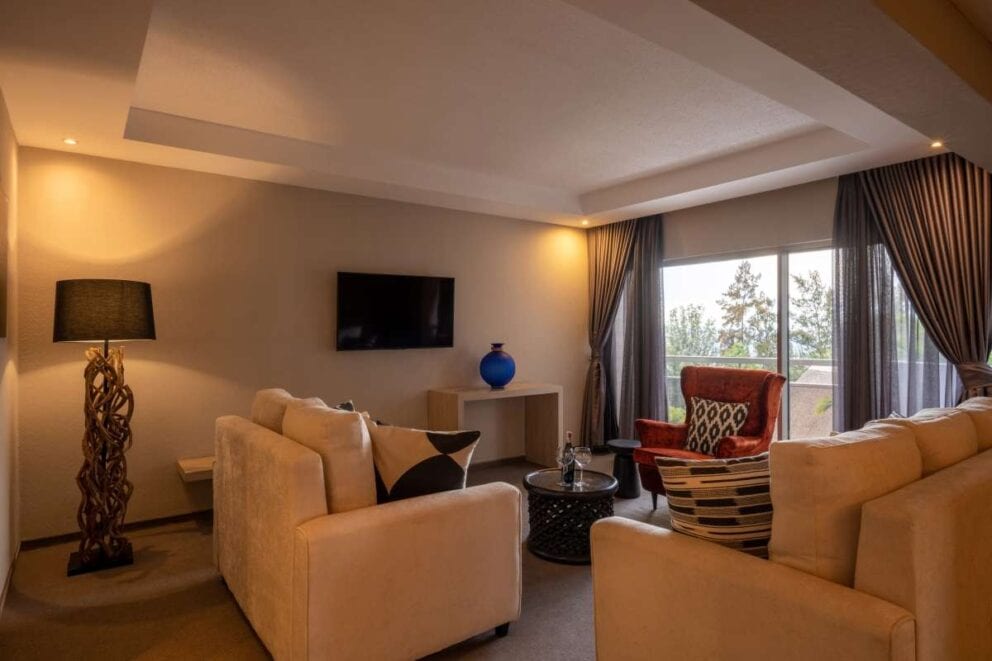 Sitting and lounge area in room | Photo credit: Hôtel des Mille Collines