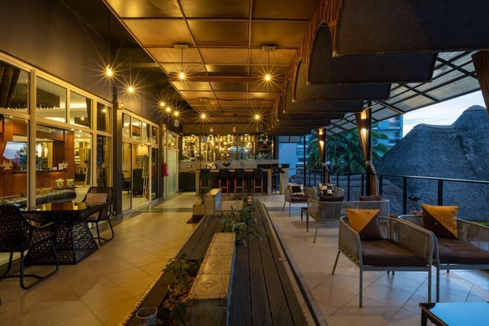 Seating area at night | Photo credit: Hôtel des Mille Collines