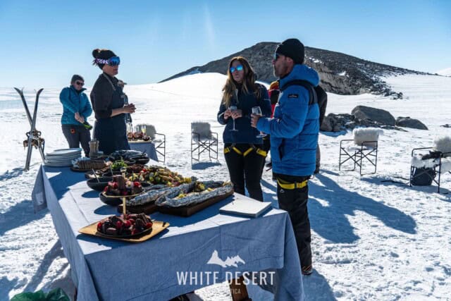 Drinks outside | Photo credit: White Desert