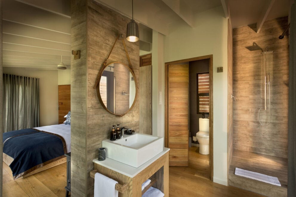 Luxury Suite Bathroom | Photo credit: Marataba Mountain Lodge