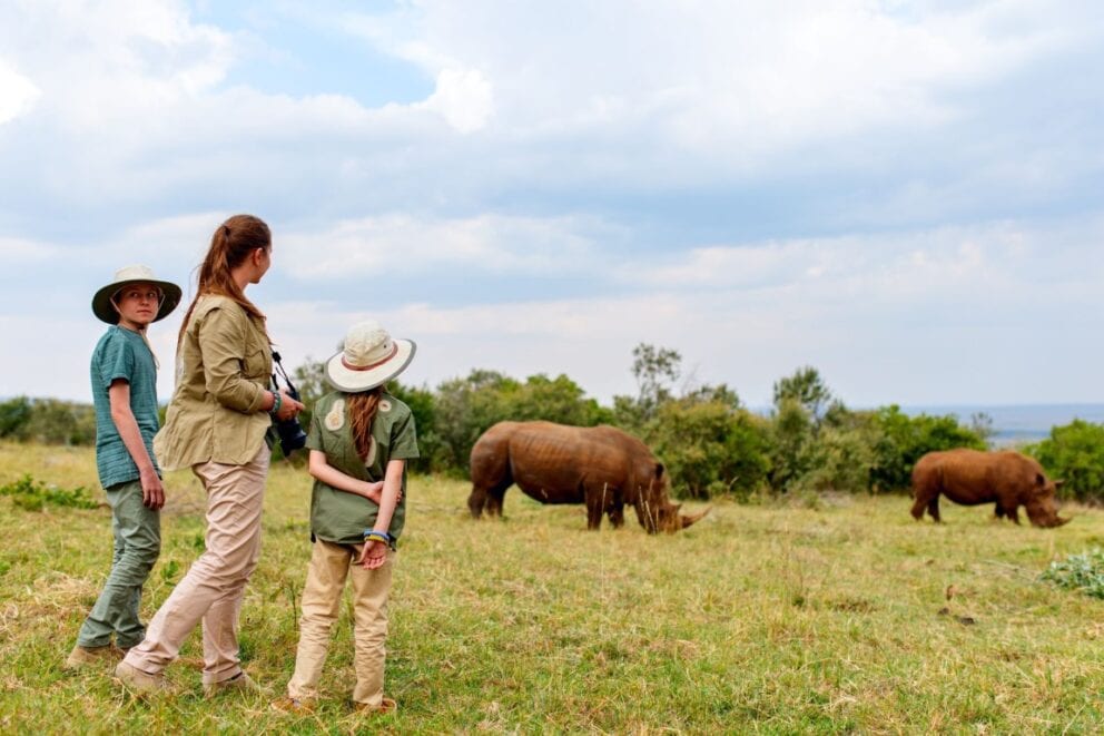 Family on a safari trip in Kenya | Photo: blueorangestudio via Canva